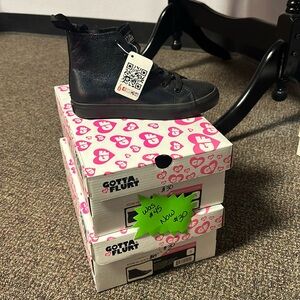 Sparkle Hightop sneaker